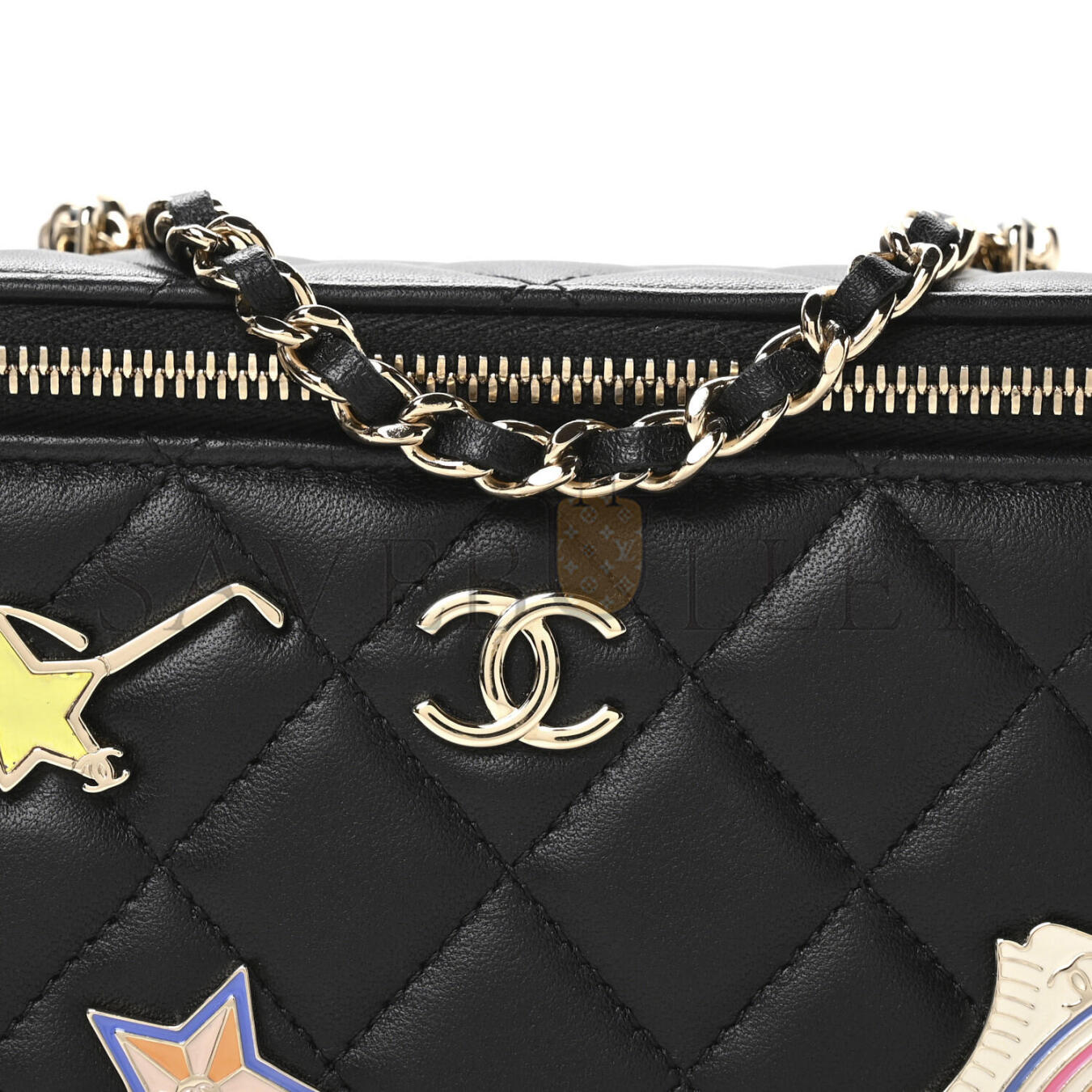 Ch**el lambskin quilted roller skate small vanity case with chain ap1341 (16*9.5*7.5cm)